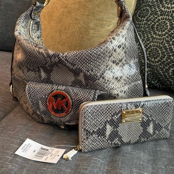 Michael Kors purse and matching wallet NWT - Picture 2 of 16